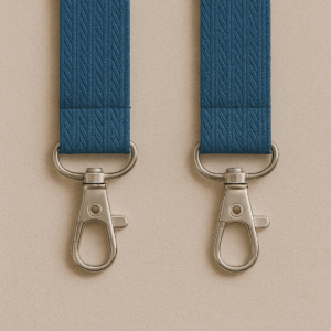 Lanyard with double ended lobster claws